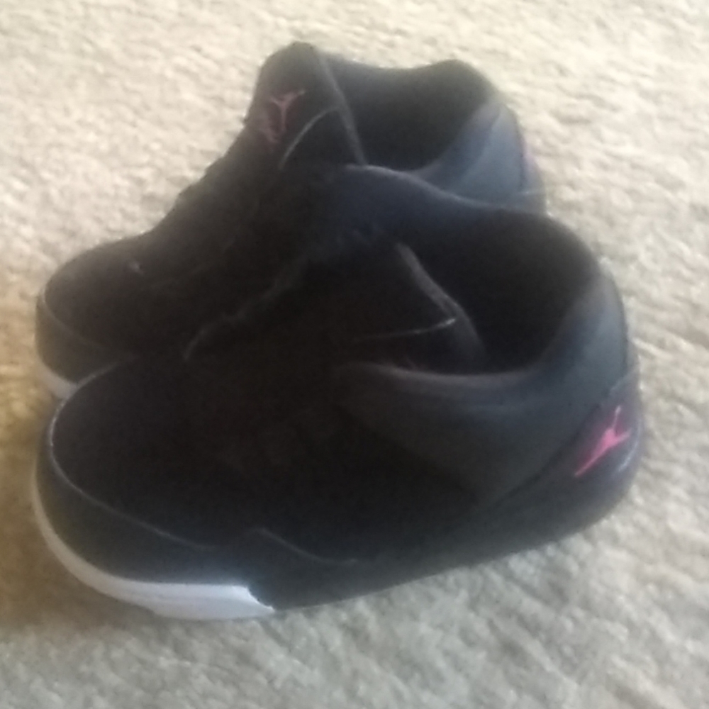 Girls Jordan Flights
